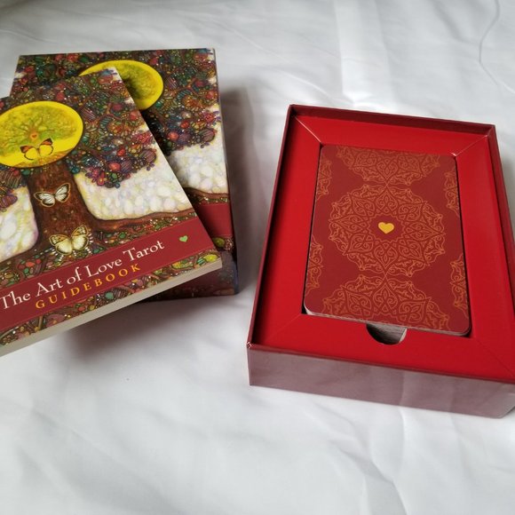 The Art of Love Tarot cards and book - Picture 2 of 7